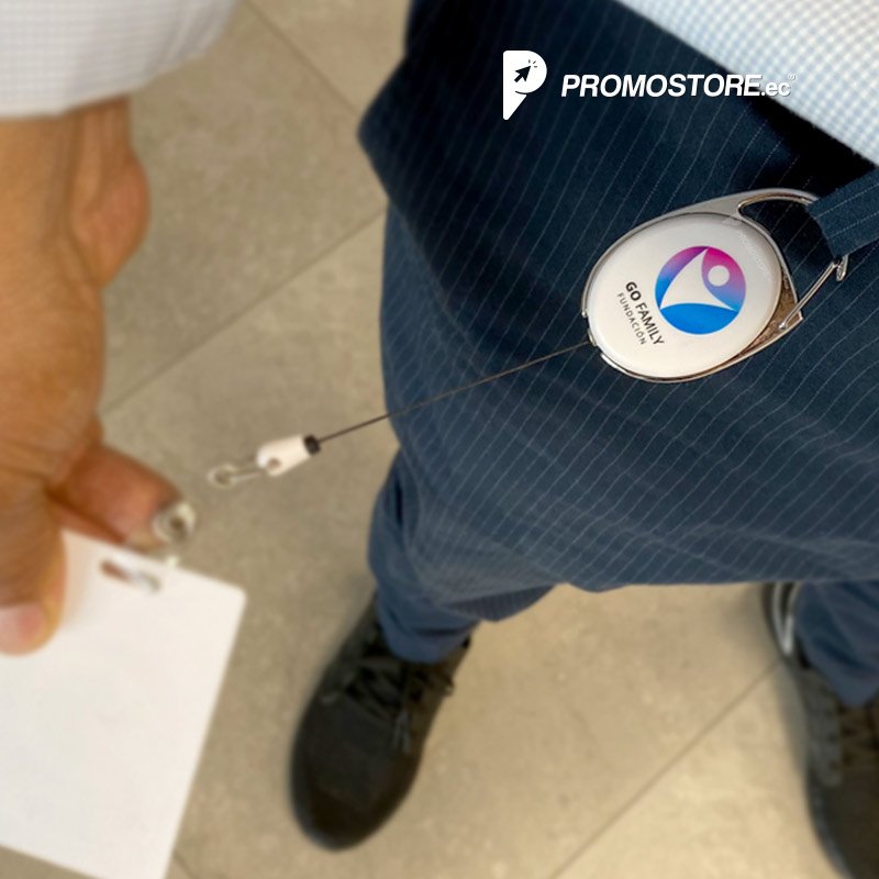 Yoyo Porta Credencial