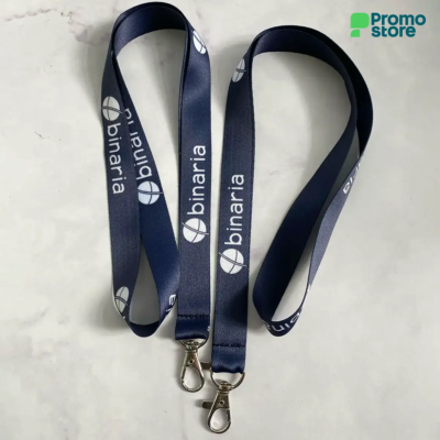 Colgante con mosquetón Metálico (Tela satin)