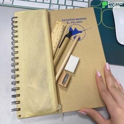 Cuaderno eco + cartuchera