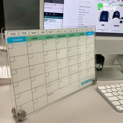 Pizarra acrílica con calendario perpetuo